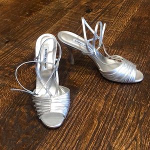 MANOLO BLAHNIK sz 40 silver leather strappy heels approx 3 3/4” heel height
